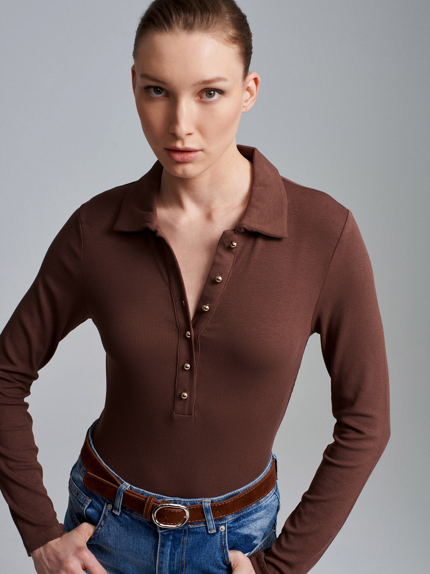 32671 Düğme Detaylı Polo Yaka Top